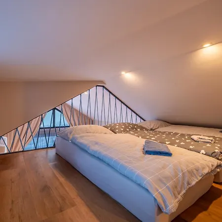 Rekreacne Marina House
