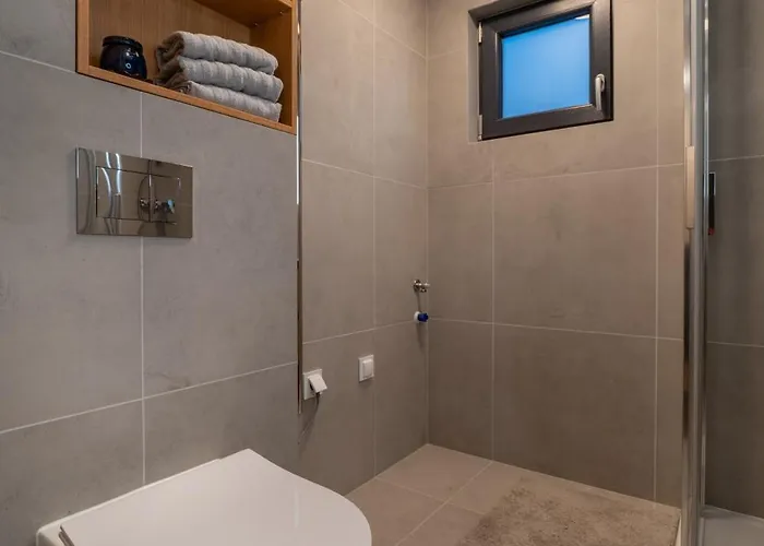 Rekreacne Marina House